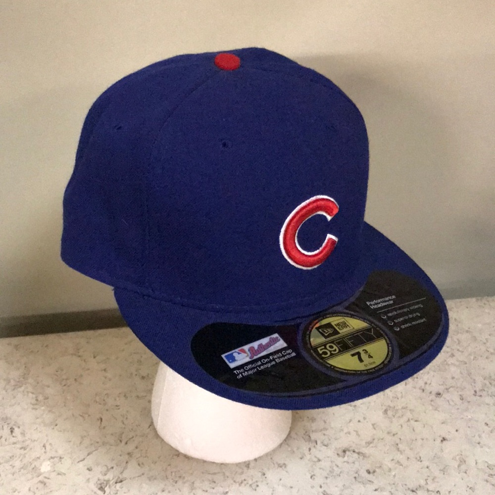 NWT CHICAGO CUBS CAP 7 3/4